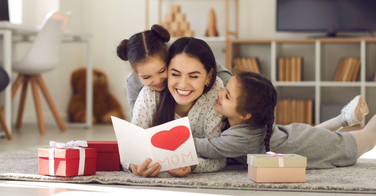 Celebra el Día de las Madres sin afectar las finanzas familiares